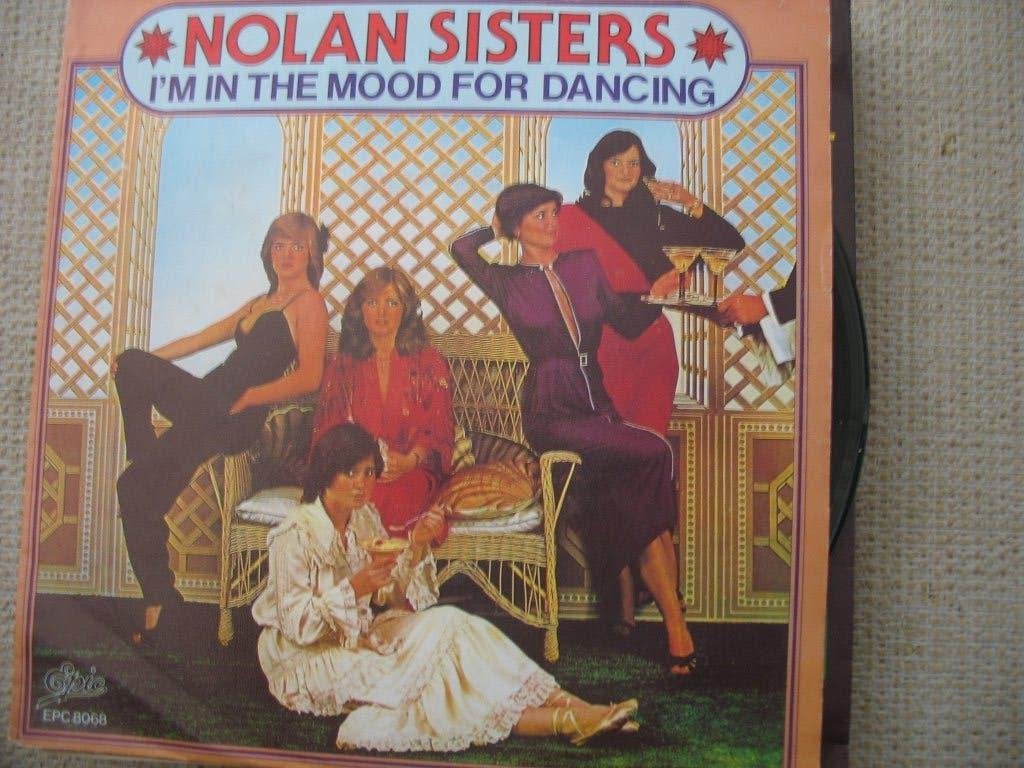 Single Sale; The Nolan Sisters - I'm in the mod for dancing, Ophalen of Verzenden, Gebruikt, 7 inch, Pop