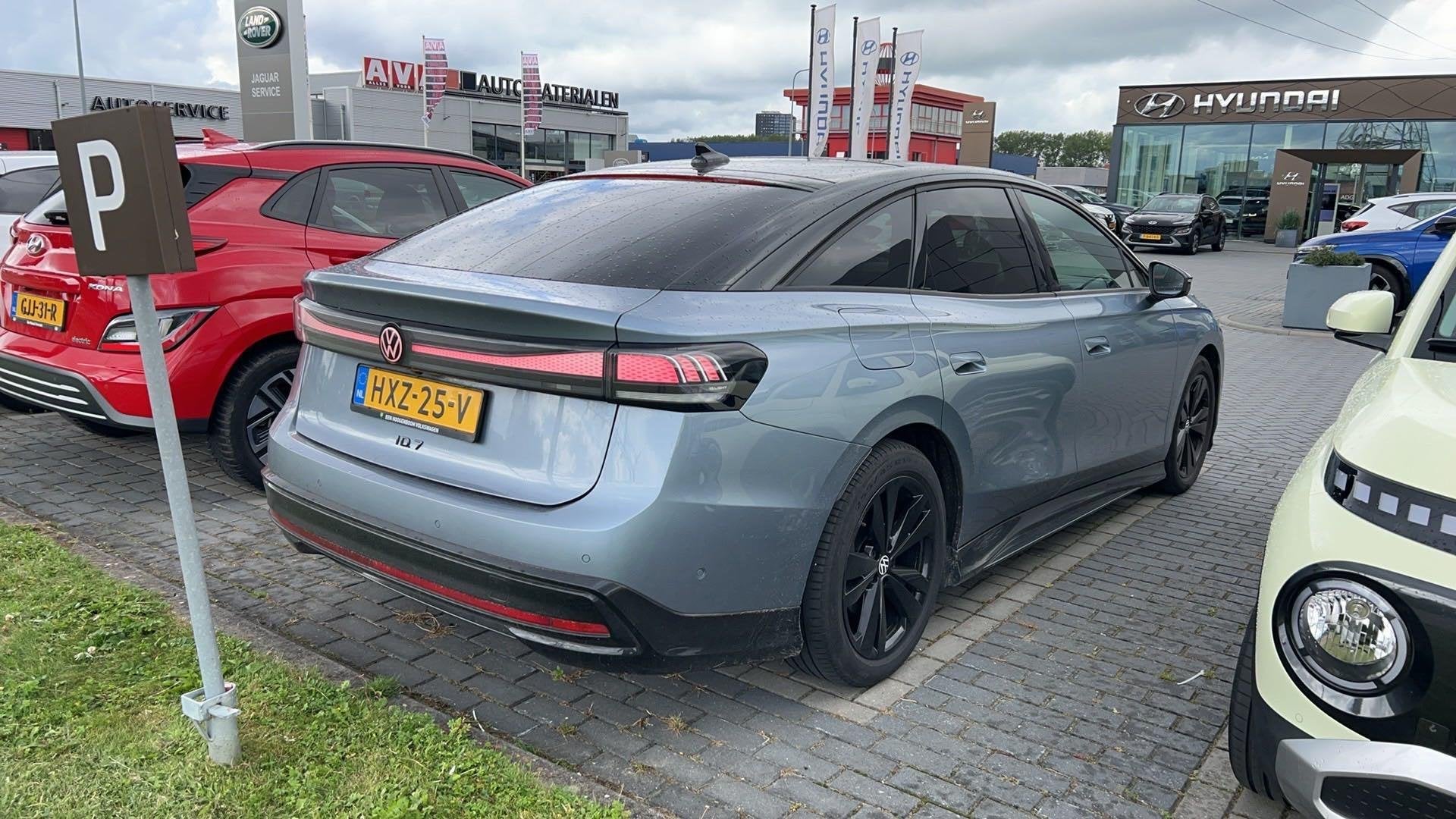 Volkswagen ID.7 Pro Limited Edition 77 kWh | 286 PK | SOH 97, Auto's, Automaat, 12 maanden, Achterwielaandrijving, Gebruikt