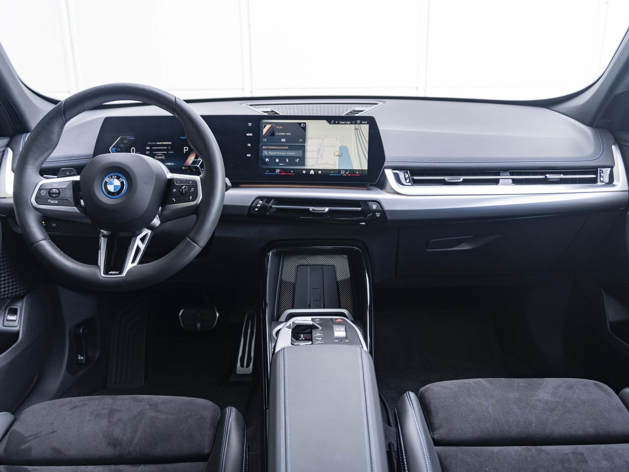 BMW X1 xDrive25e SoH 100% | M Sportpakket | Travel Pack | Co, Stof, Gebruikt, 105 min, Bedrijf