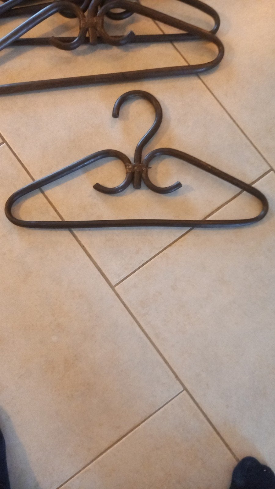 Bamboe kleerhangers, Ophalen of Verzenden, Zo goed als nieuw, Hout