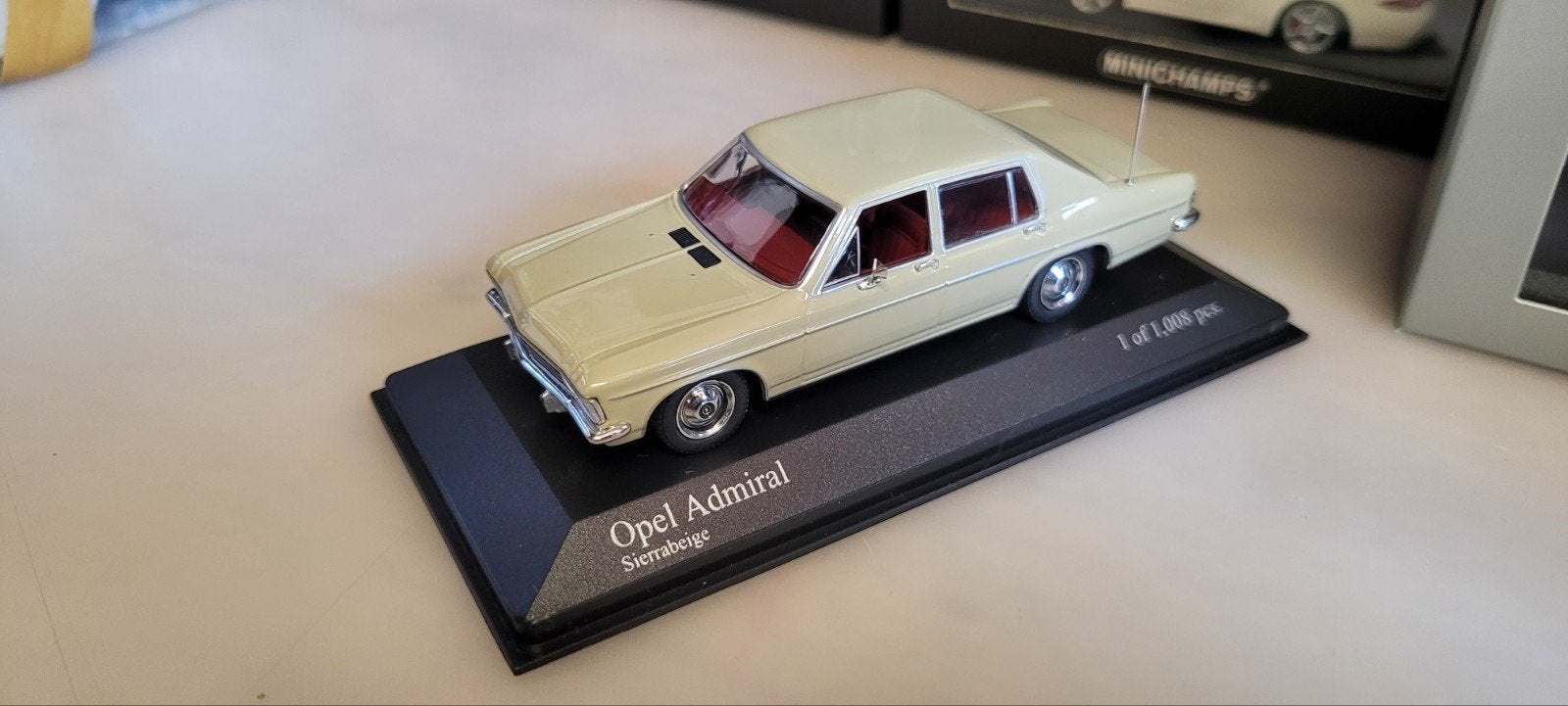 Minichamps 1959 Opel Admiral Beige, Ophalen of Verzenden, Nieuw, Auto, MiniChamps