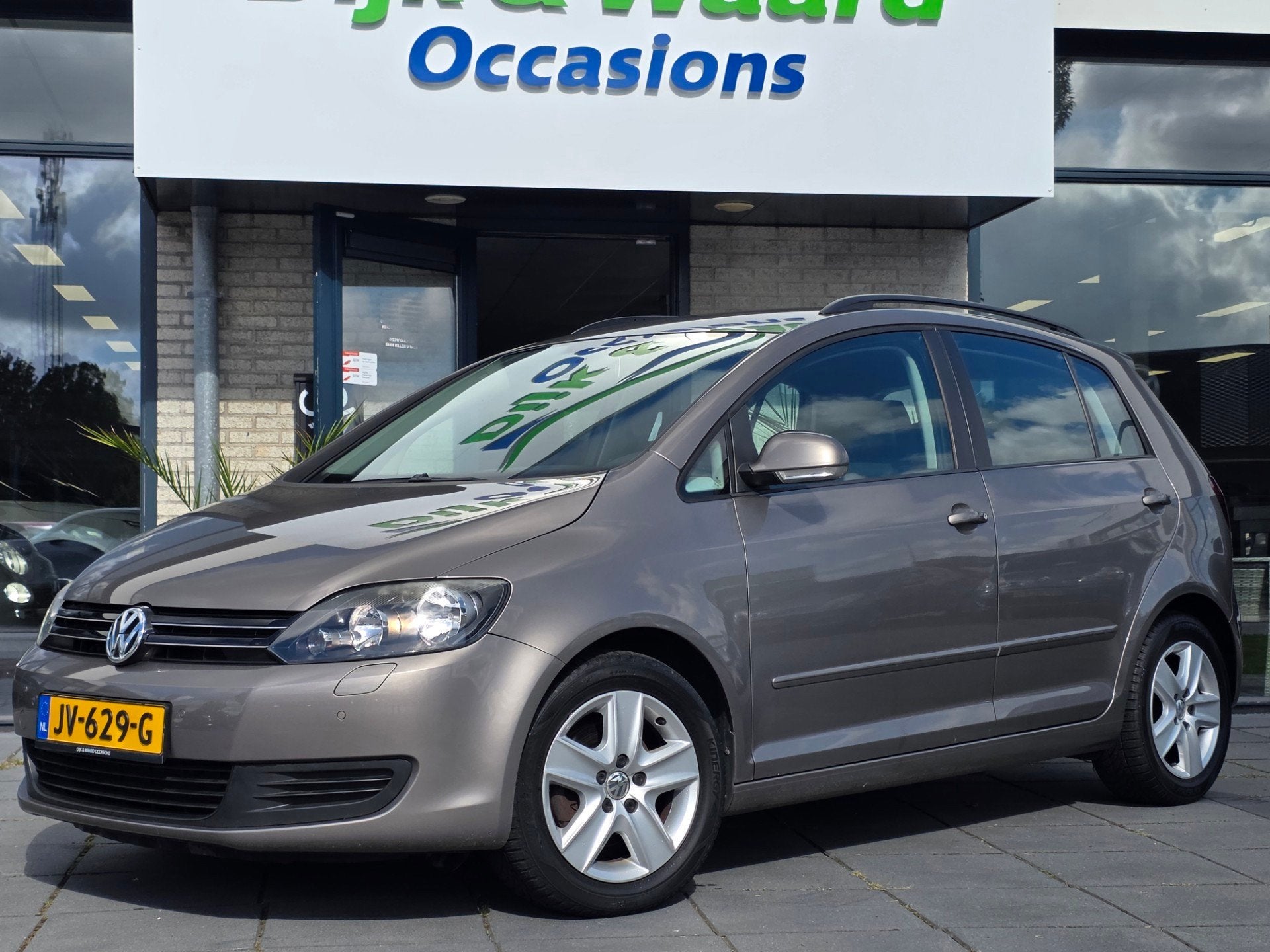 Volkswagen Golf Plus 1.4 TSI Highline – Automaat – Airco, Auto's, Volkswagen, Gebruikt, Bruin, Alcantara, 122 pk