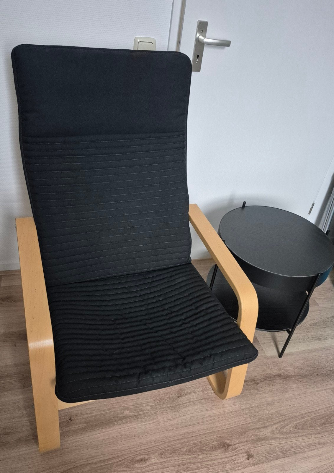 ikea stoel. alleen gestaan. niet in gezeten., Ophalen, 75 tot 100 cm, Zo goed als nieuw, Stof