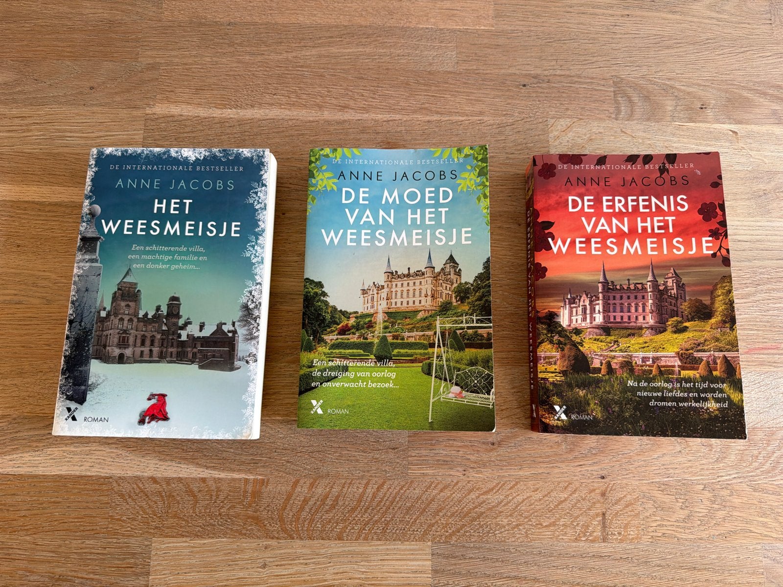 Boeken: Trilogie van het weesmeisje - Anne Jacobs, Ophalen of Verzenden, Gelezen, Nederland