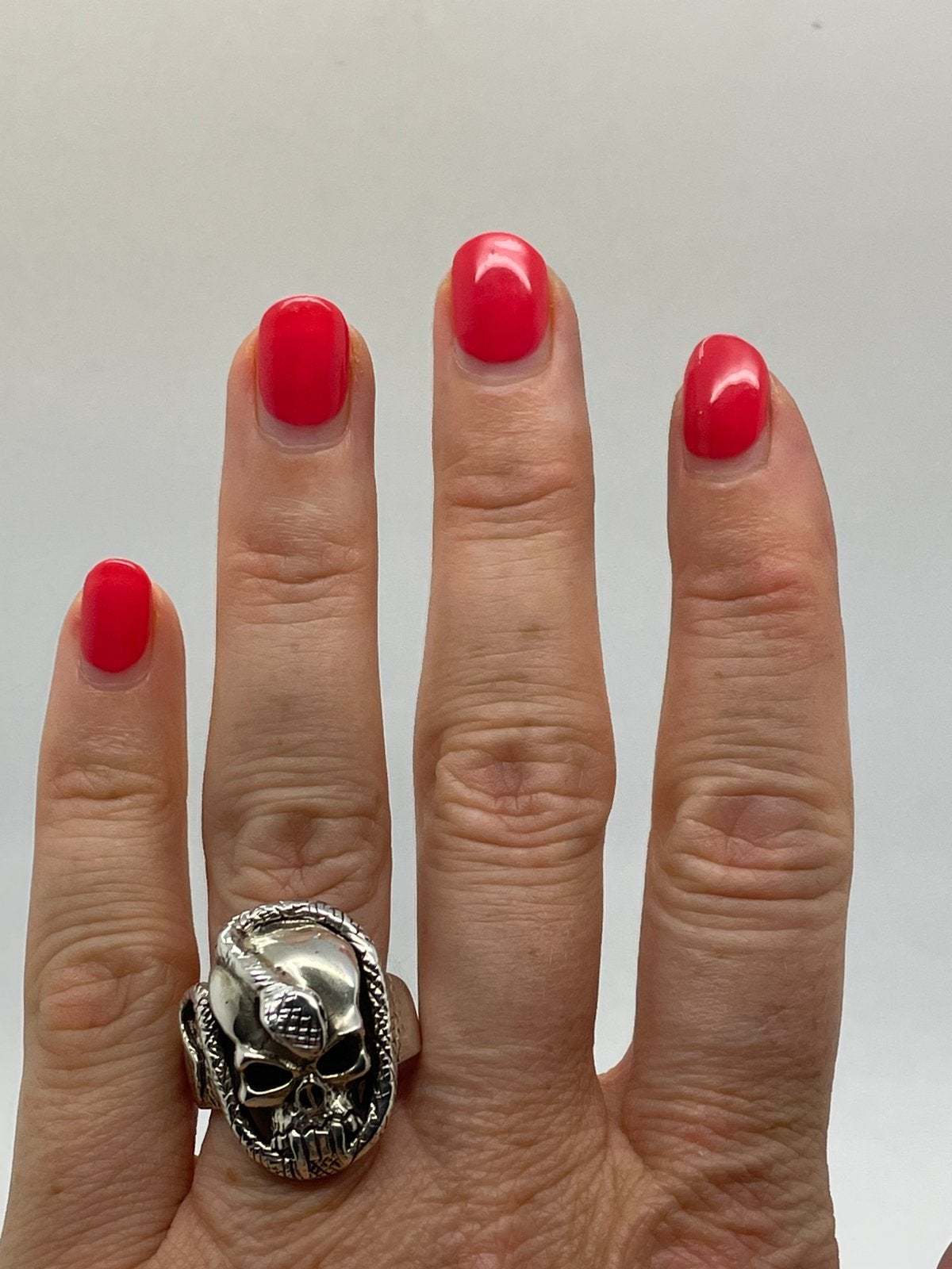 F630 Prachtige massief zilveren skull ring snake maat 20,5, 20 of groter, Ophalen of Verzenden, X, Dame of Heer