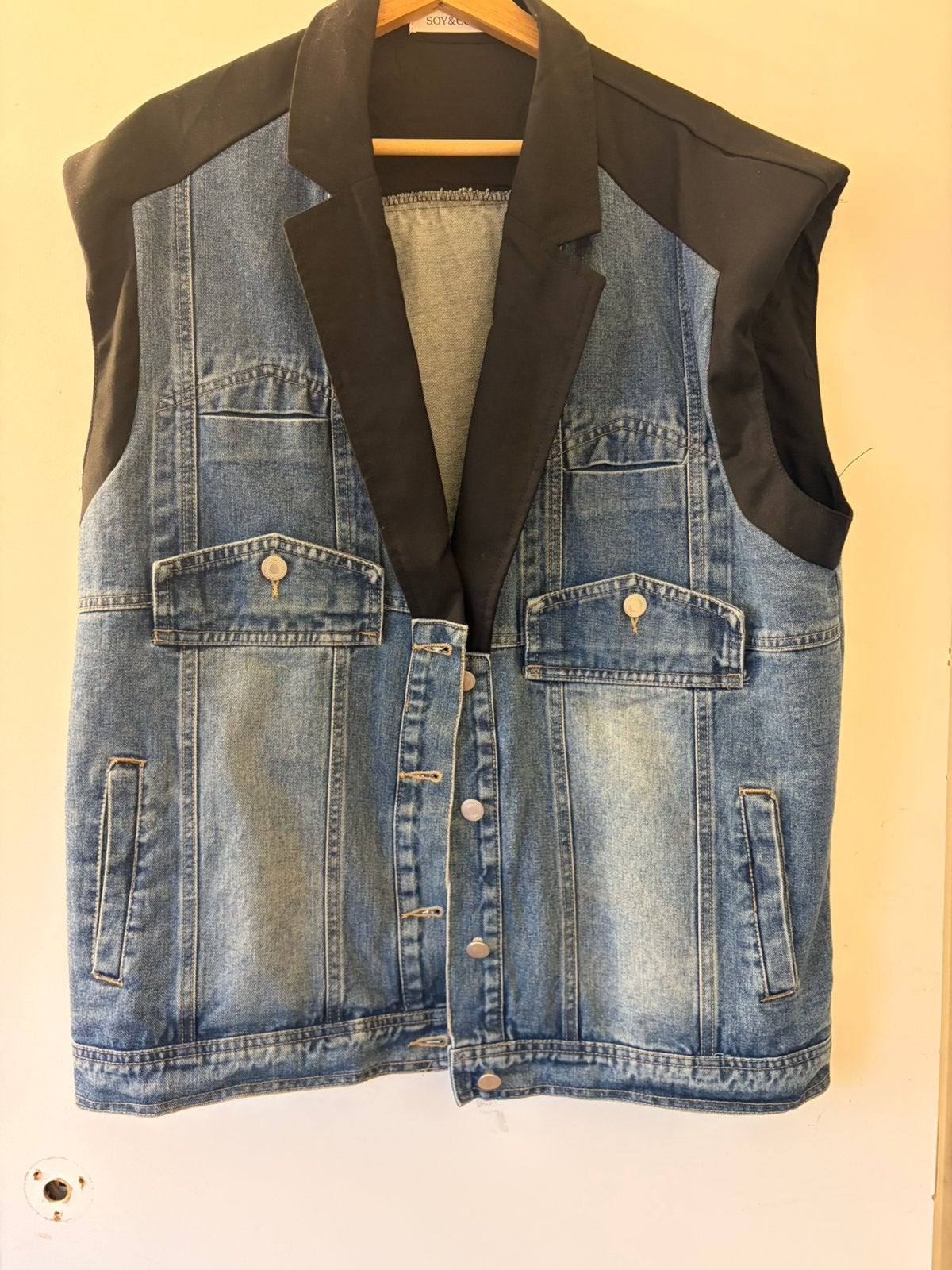 Jeans gilet, Ophalen of Verzenden, Zo goed als nieuw, Maat 42/44 (L), Blauw