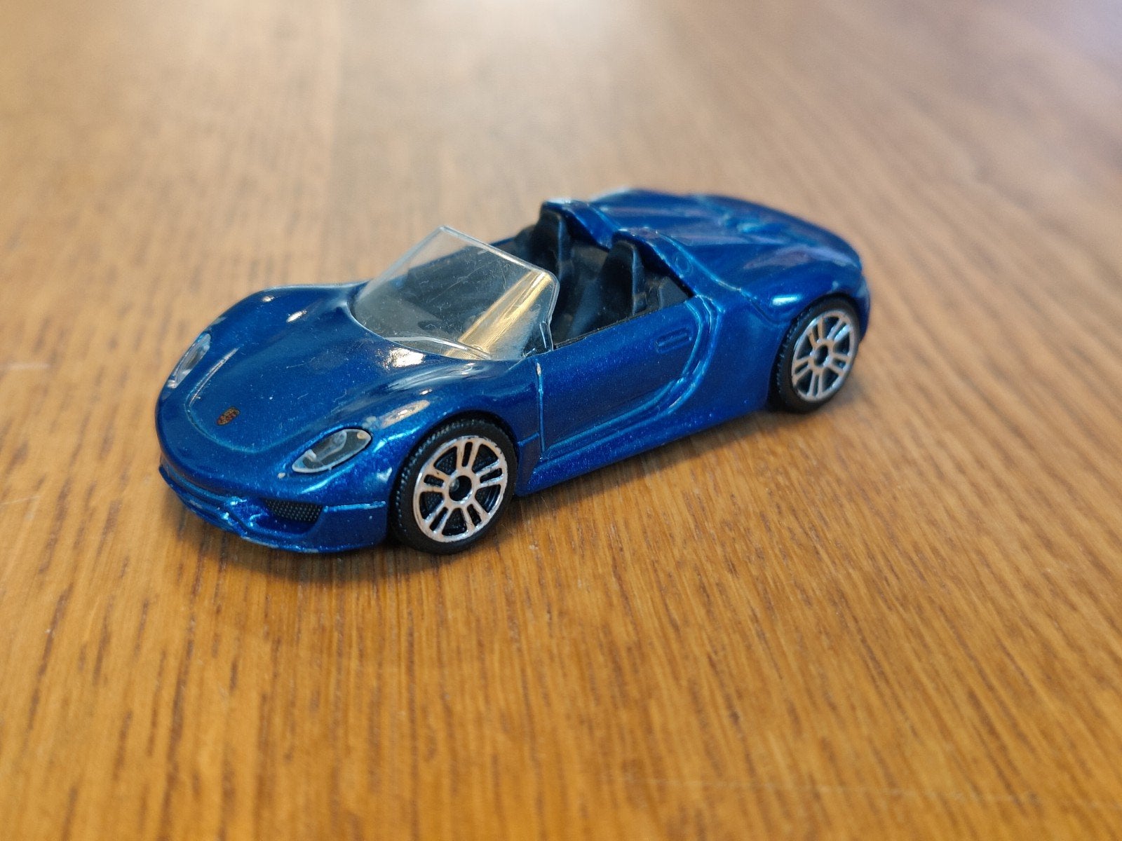 Majorette Porsche 918 Spyder BLAUW zwart, Hobby en Vrije tijd, Modelauto's | Overige schalen, Ophalen of Verzenden, Zo goed als nieuw