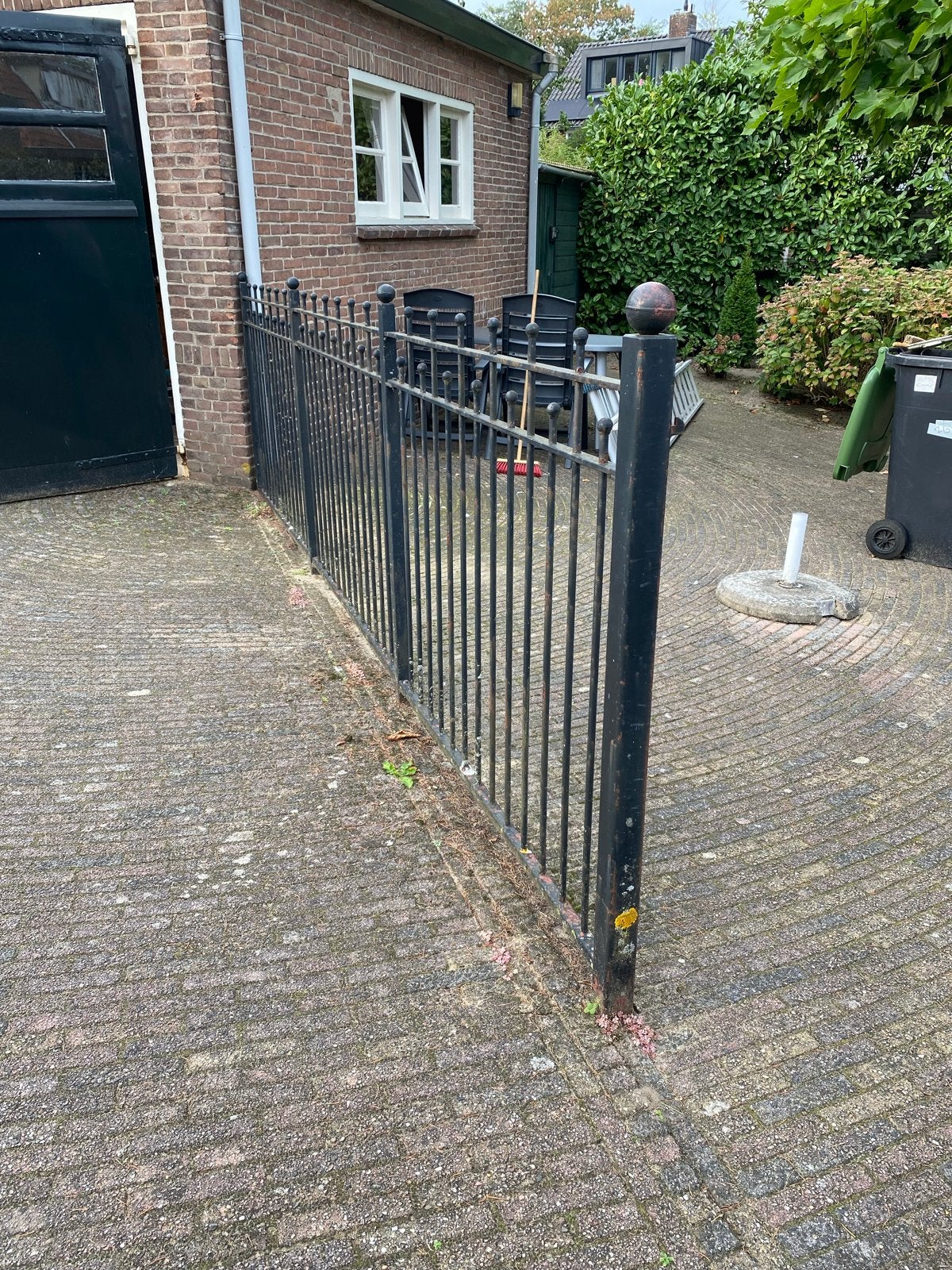 ijzeren hekwerk met poort totale lengte 12.27 hoogte 1.14, Tuin en Terras, Ophalen, Met poort, Gebruikt, Sierhekwerk