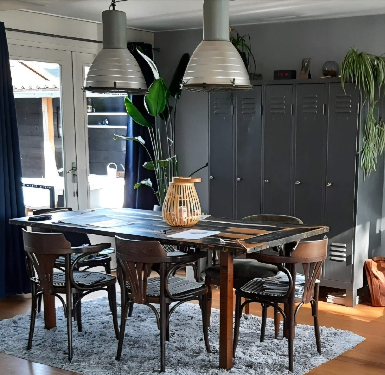 mooie robuuste tafel, Huis en Inrichting, Ophalen, Gebruikt, 200 cm of meer, 50 tot 100 cm