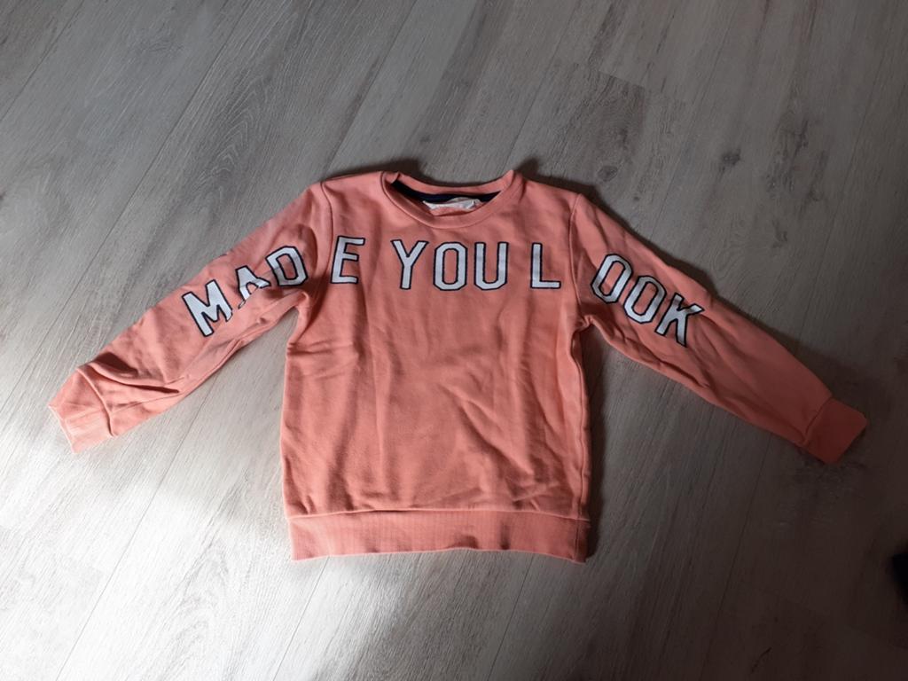 Leuke trui met opdruk 110/116, Ophalen of Verzenden, Zo goed als nieuw, Jongen of Meisje, Trui of Vest