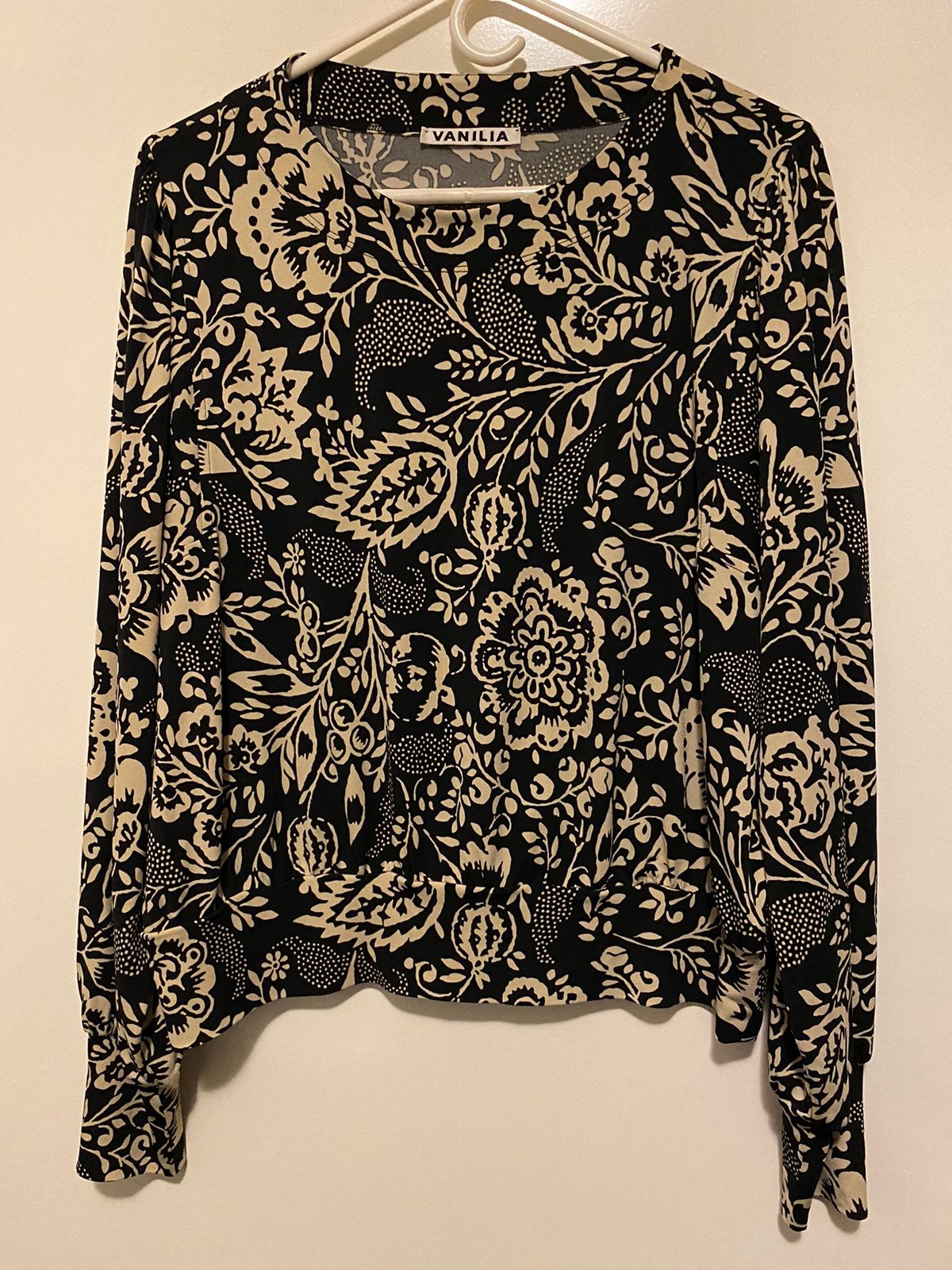Trui maat M VANILIA, Kleding | Dames, Ophalen of Verzenden, Zo goed als nieuw, Maat 38/40 (M)