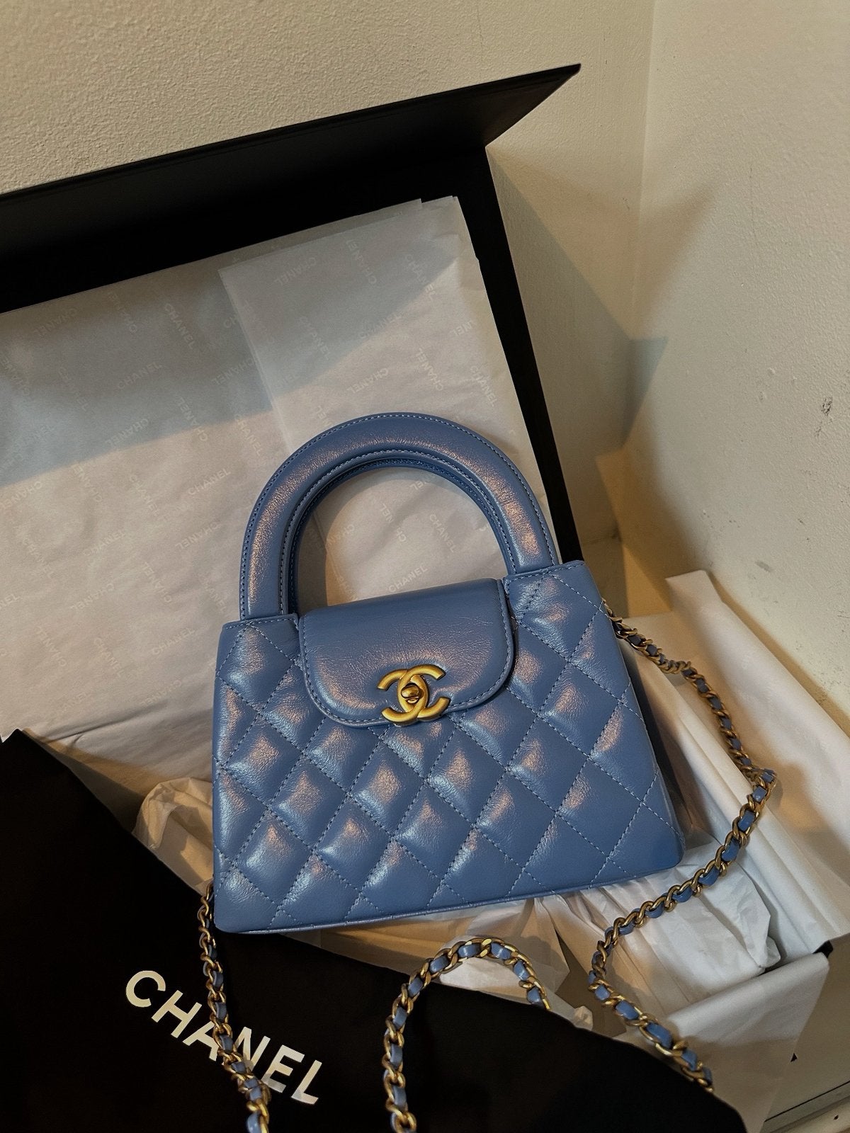 Chanel Nano Kelly NIEUW, Sieraden, Tassen en Uiterlijk, Tassen | Damestassen, Ophalen, Zo goed als nieuw, Blauw, Schoudertasje