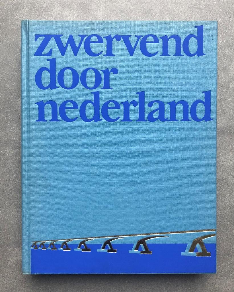 1970 Zwervend door Nederland, vakantie in eigen land & regio, Boeken, Reisgidsen, Fiets- of Wandelgids, Ophalen of Verzenden, Evert Zandstra