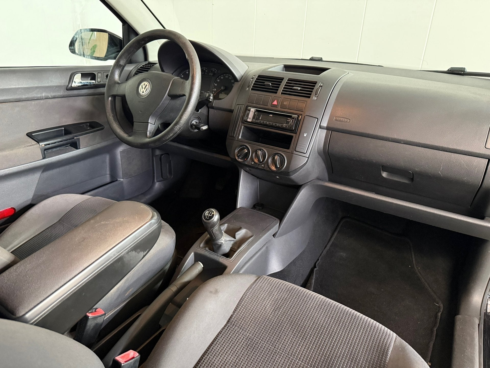 Volkswagen Polo 1.4-16V Comfortline Airco, Voorwielaandrijving, 4 cilinders, Zwart, Bedrijf