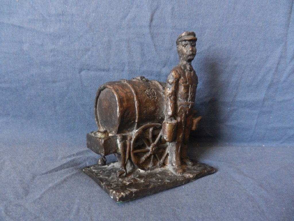 Bronzen sculptuur Olieverkoper voor Shell door Jaap Hartman, Overige onderwerpen, Minder dan 20 cm, Ophalen of Verzenden, Brons