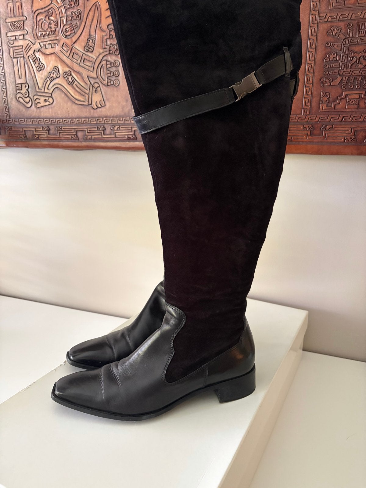 Nalini Zwarte Leren en Suède Overknee Laarzen Maat 41, Kleding | Dames, Schoenen, Ophalen, Zo goed als nieuw, Zwart, Hoge laarzen