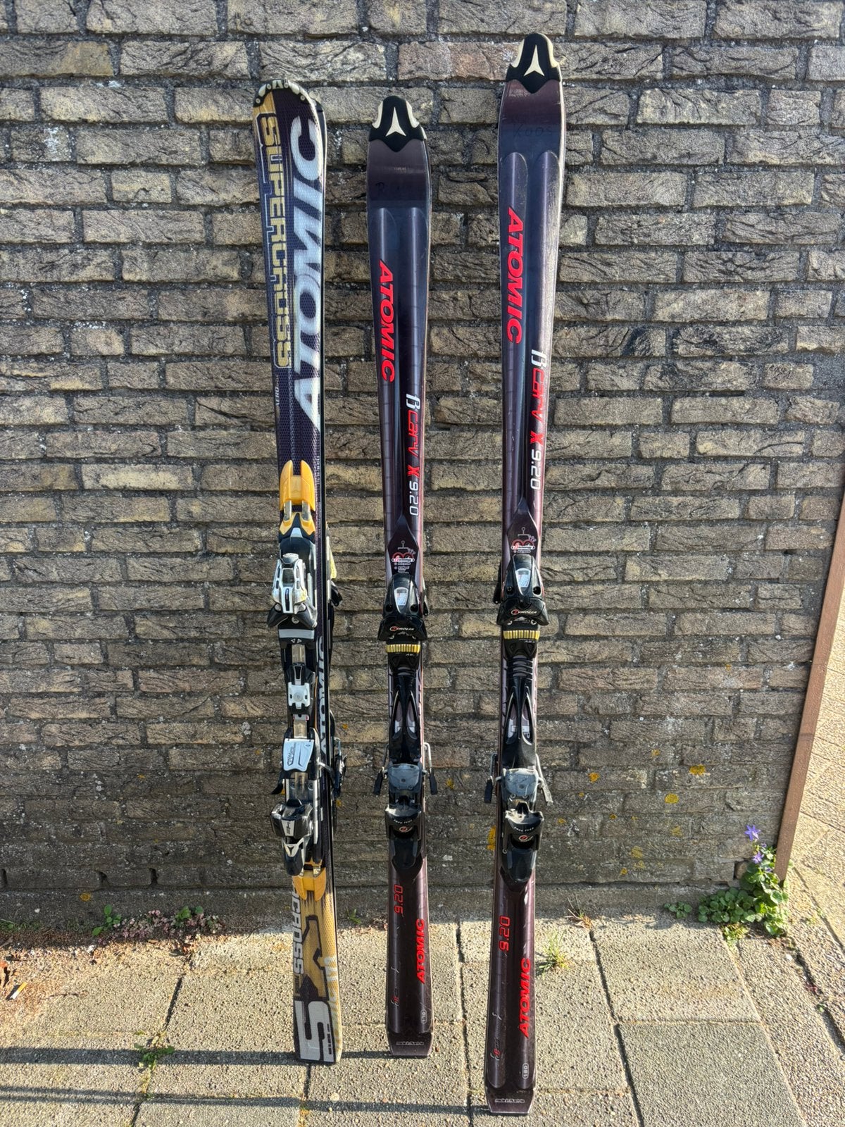 3X Carve Ski, 1x Atomic Geel 170, 2x Grijs rood 170 & 180cm, 160 tot 180 cm, Gebruikt, Ophalen of Verzenden, Carve