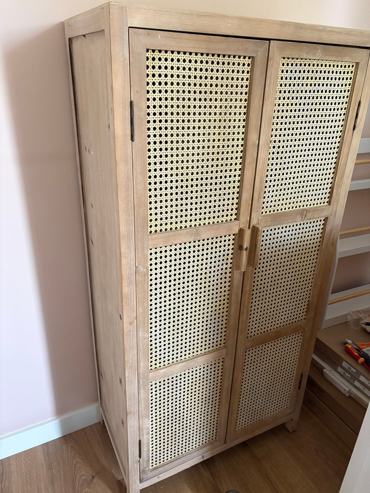 Webbing kast bandung hoog Xenos, Ophalen, 50 tot 100 cm, Zo goed als nieuw, 150 tot 200 cm