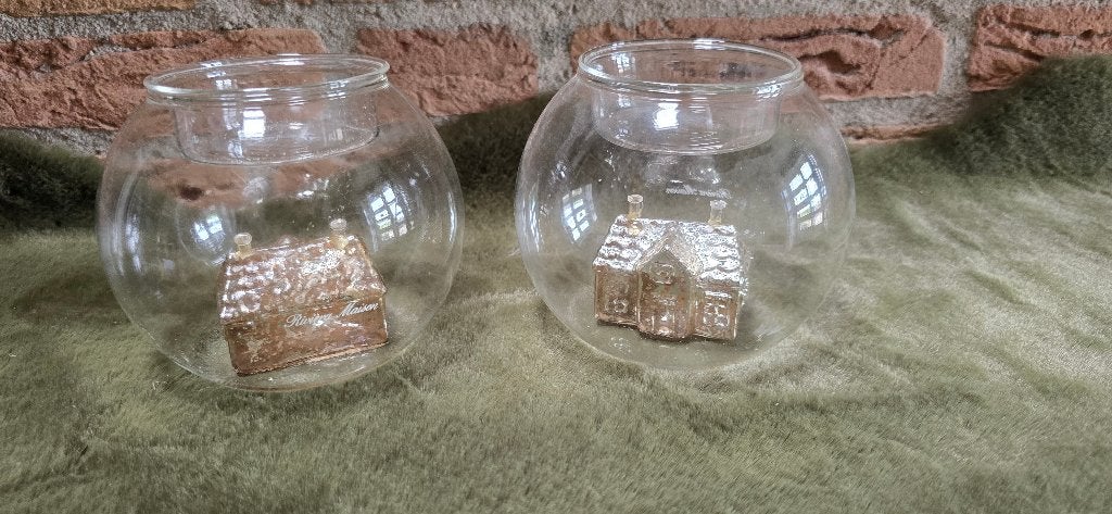 Riviera Maison 2 ronde glazen theelichten met huisje, Huis en Inrichting, Woonaccessoires | Overige, Ophalen of Verzenden, Zo goed als nieuw