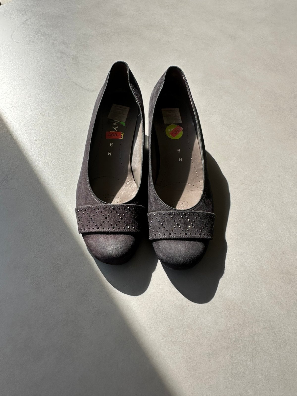 Zwarte suede Jenny schoenen, maat 6 H = 39, Kleding | Dames, Schoenen met lage hakken, Verzenden, Zwart, Zo goed als nieuw