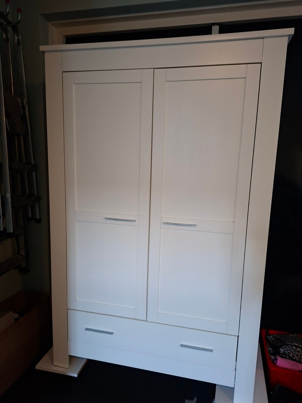 Witte kledingkast met lades en planken, 50 tot 100 cm, Zo goed als nieuw, Modern, 150 tot 200 cm