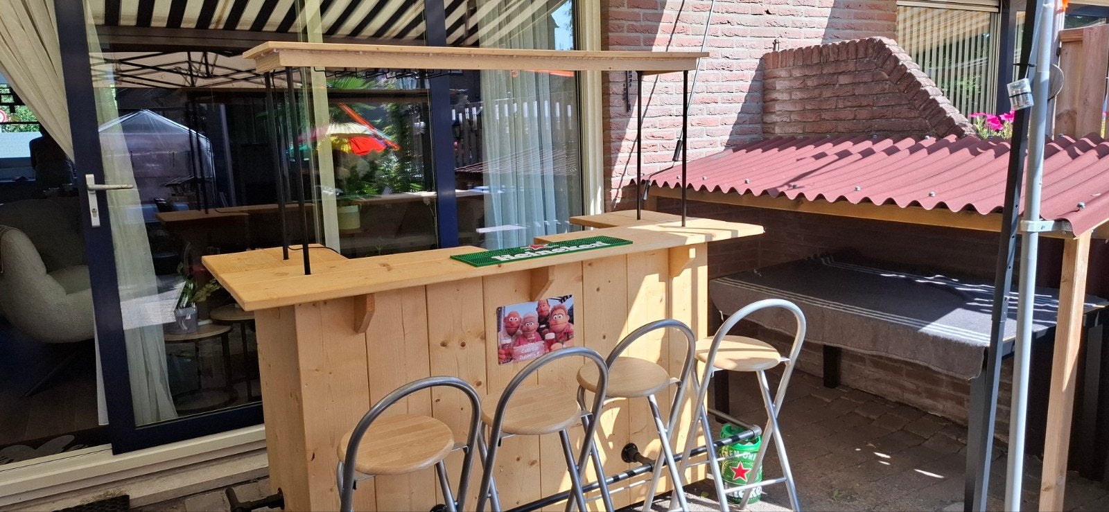 buitenbar met 6 krukken opklapbaar, Ophalen, Zo goed als nieuw