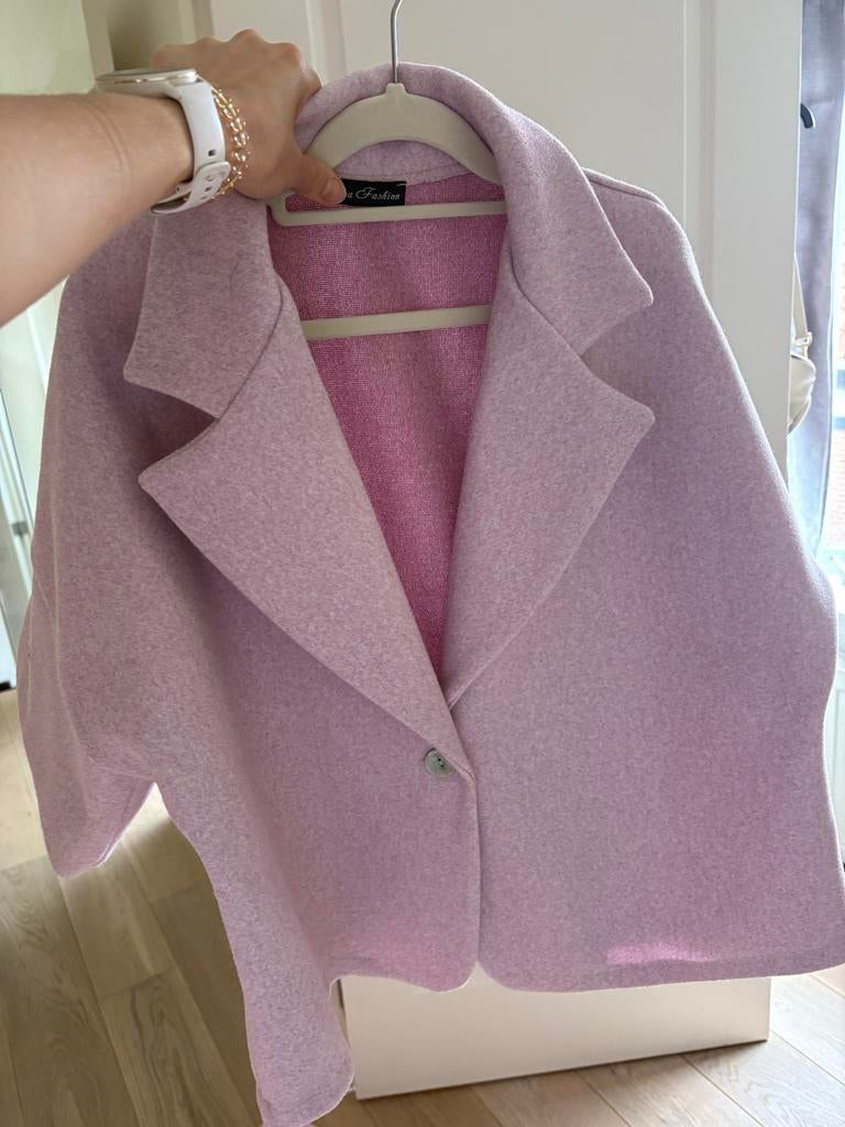 Nieuw roze jasje zonder mouwen, Kleding | Dames, Jasjes, Kostuums en Pakken, Ophalen of Verzenden, Zo goed als nieuw, Roze