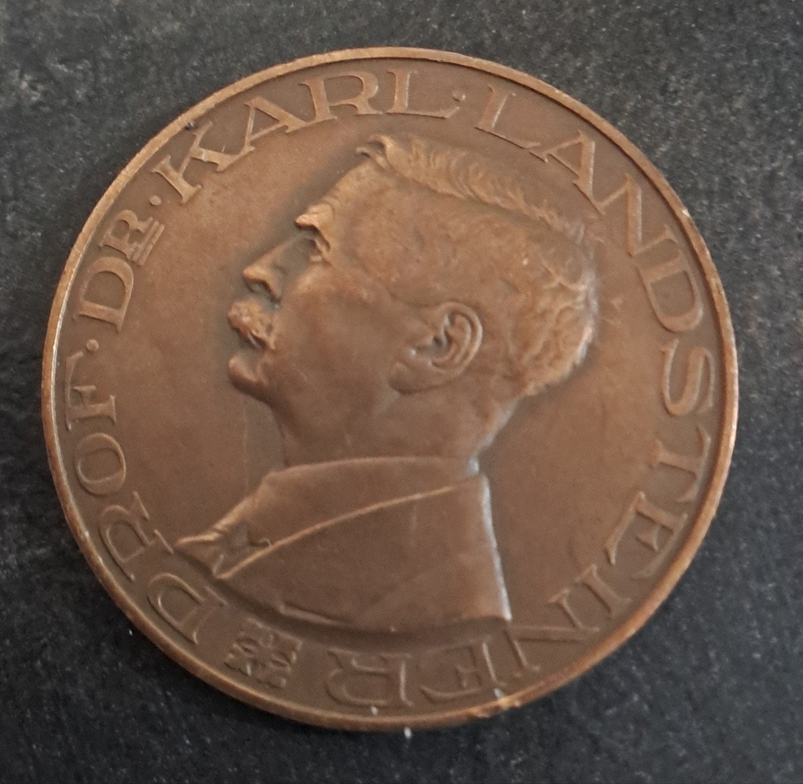 Medaille Dr. Karl Landsteiner - Bloedtransfusiedienst, Postzegels en Munten, Ophalen of Verzenden, Brons, Nederland