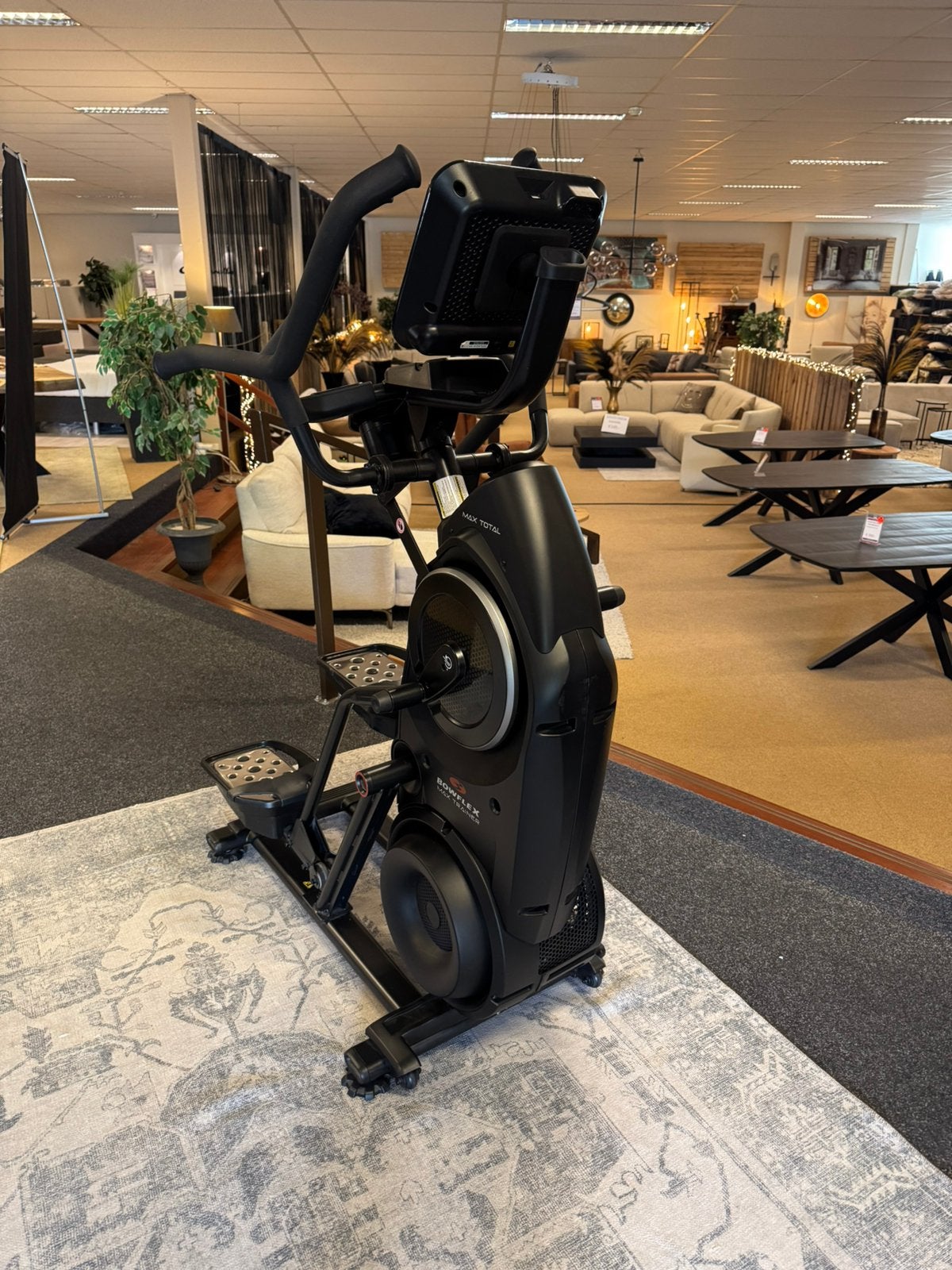 Foto 3 van Bowflex Max Trainer M-10 Crosstrainer Direct leverbaar