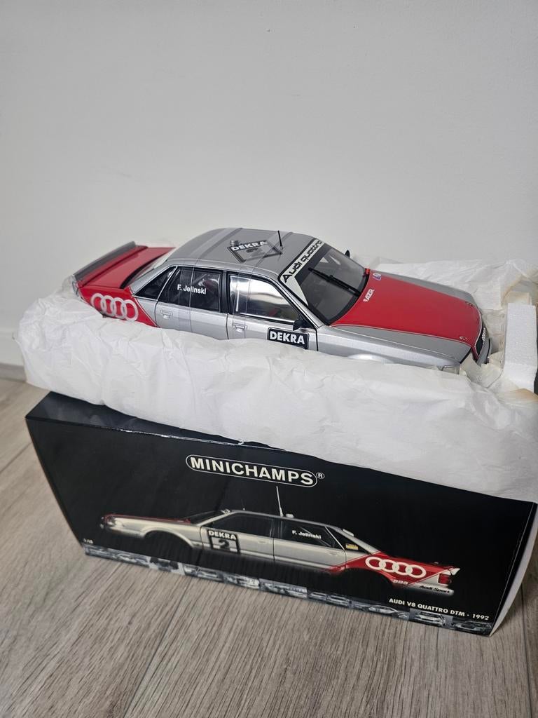 Minichamps Audi V8 Quattro 1992 F. Jelinski 1:18, Hobby en Vrije tijd, Modelauto's | 1:18, Ophalen of Verzenden, Nieuw, MiniChamps