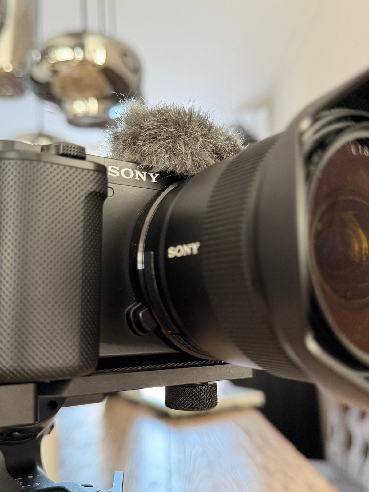 Sony ZV-E10 Compleet, Ophalen of Verzenden, Zo goed als nieuw, Standaardlens