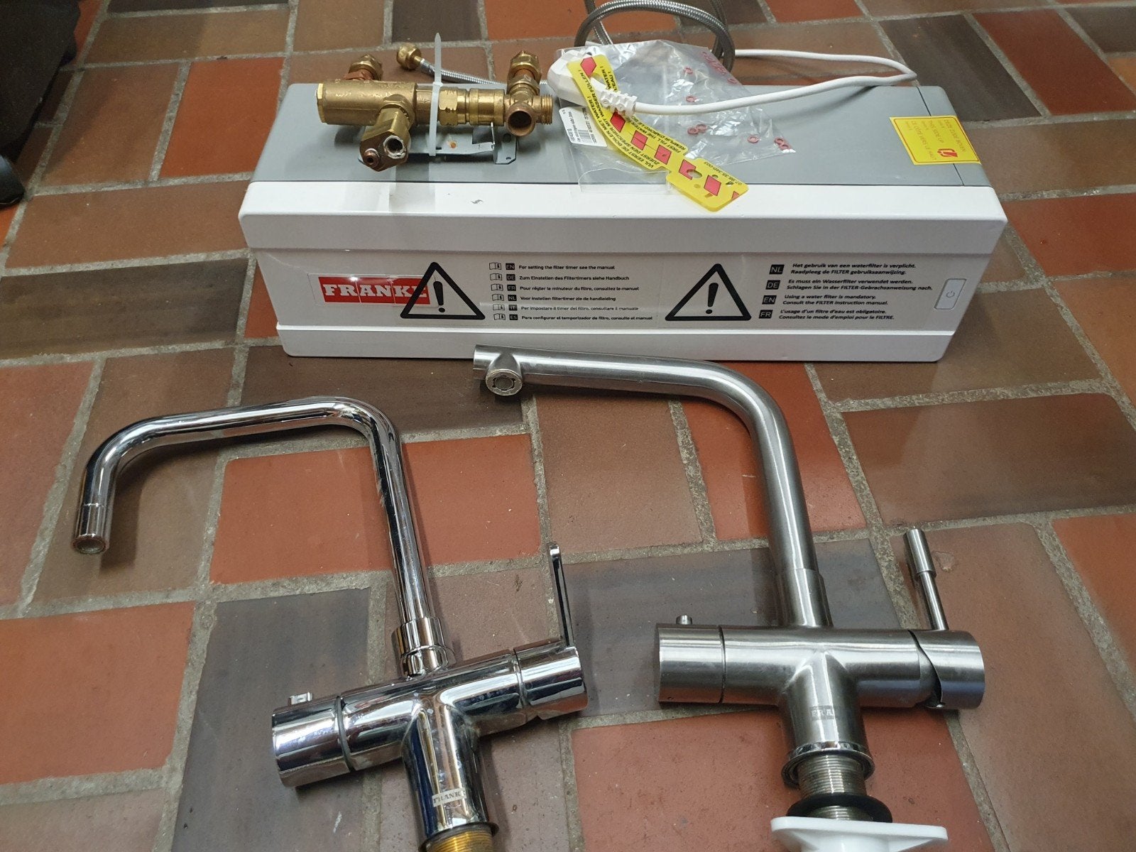 Franke kokendwaterkraan (3 in 1) 2x  kraan, boiler, 2 filt, Gebruikt, Verzenden, 50 tot 100 cm, Minder dan 100 cm