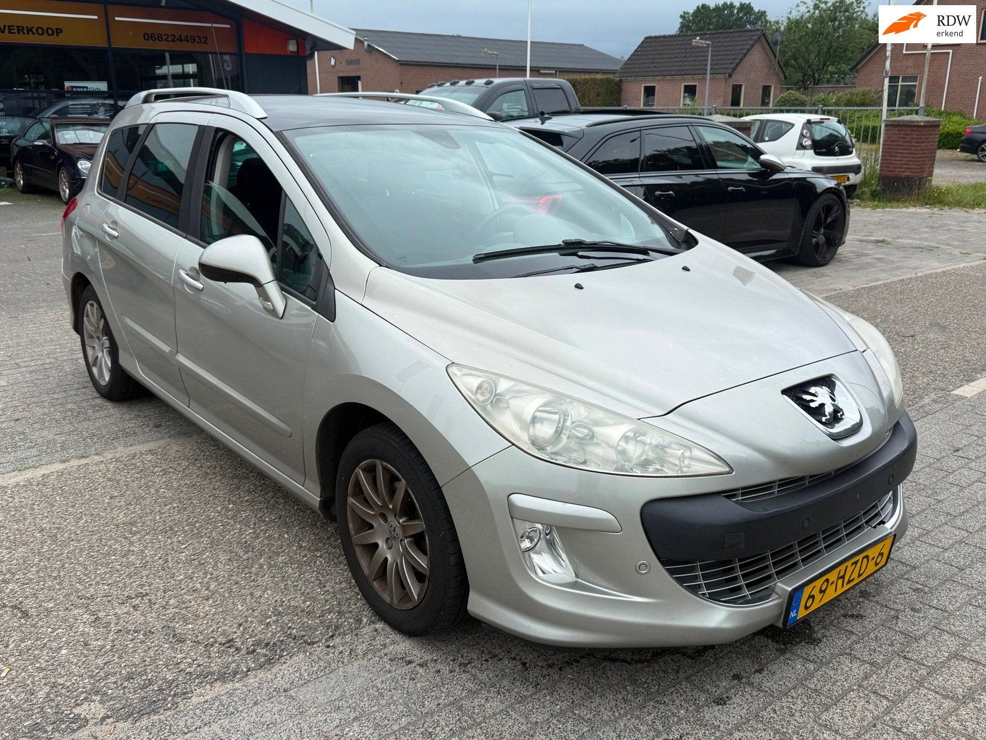 Peugeot 308 SW 1.6 VTi XS Première AIRCO/CRUISE/PDC/RIJDT G, Gebruikt, 4 cilinders, 1415 kg, Handgeschakeld
