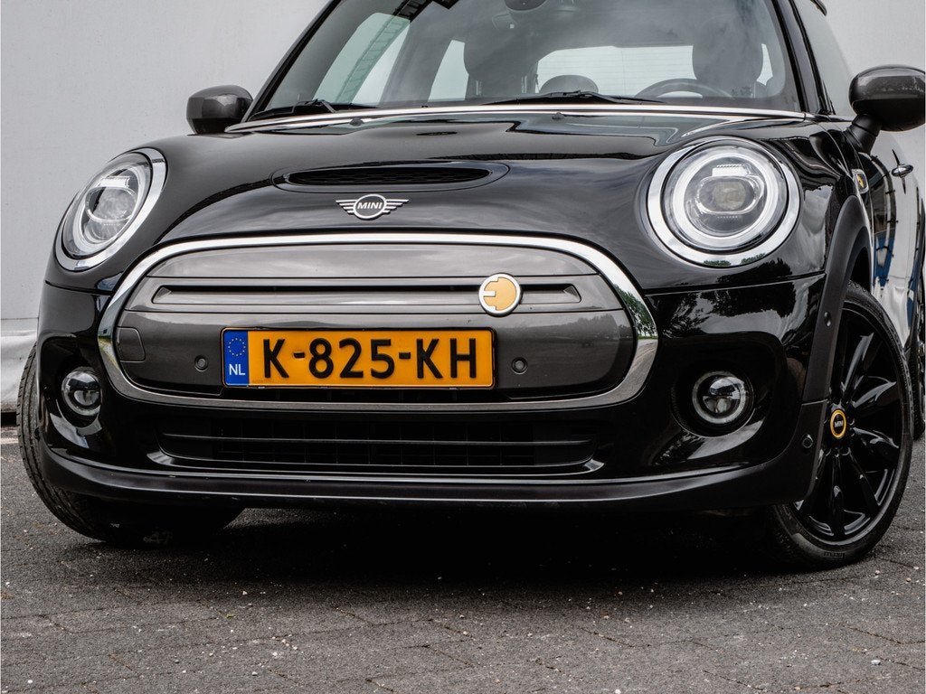 MINI Mini Electric Yours 33 kWh SOH 96% Panoramadak/ Harman-, Auto's, Mini, 4 stoelen, 184 pk, Autotrust, 270 km