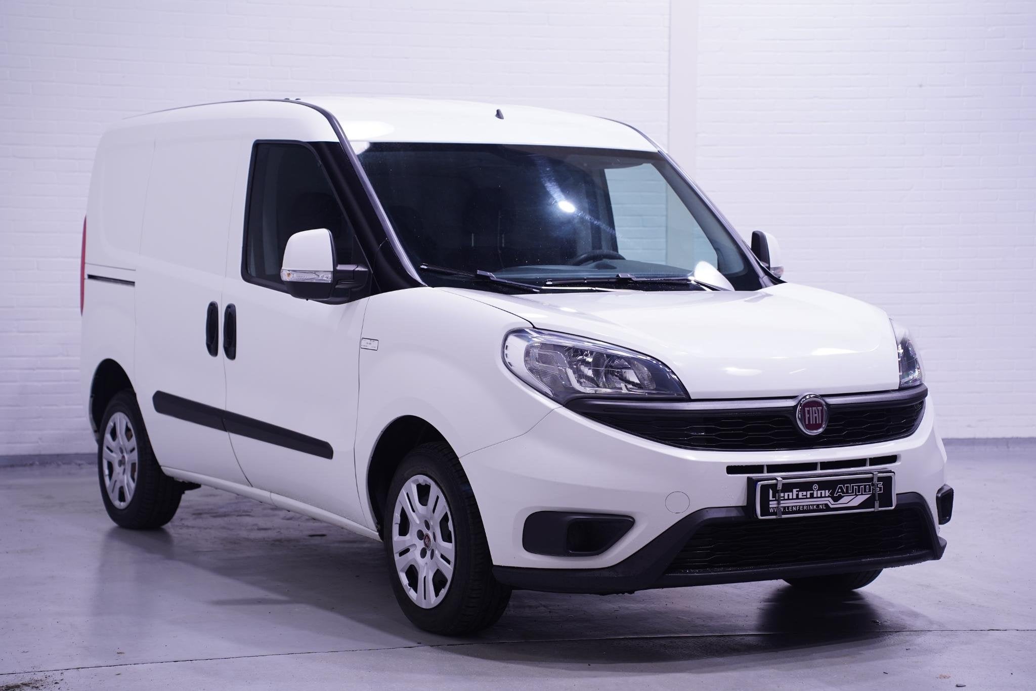 Fiat Doblo 1.3 MJet 95 pk L1 Navi, Airco, Cruise Control Laa, Auto's, Voorwielaandrijving, Stof, Gebruikt, Wit
