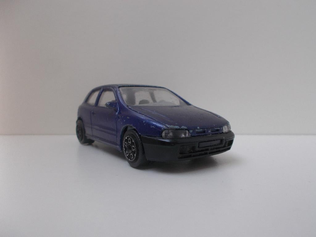 5565 Fiat Bravo Bburago (Burago) 1:43, Hobby en Vrije tijd, Modelauto's | 1:43, Ophalen of Verzenden, Gebruikt, Auto, Overige merken