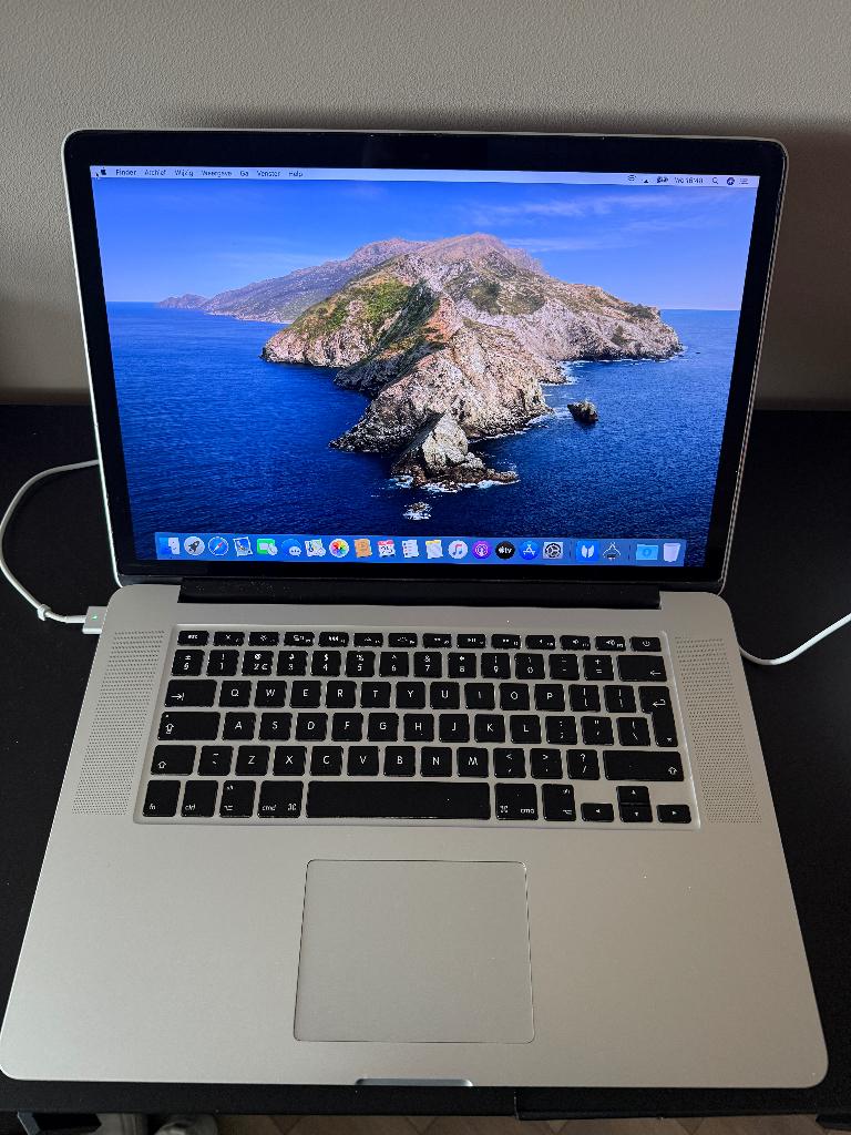 4 Werkende Apple Macbooks Te Koop!, MacBook Pro, 256 GB, Qwerty, 8 GB