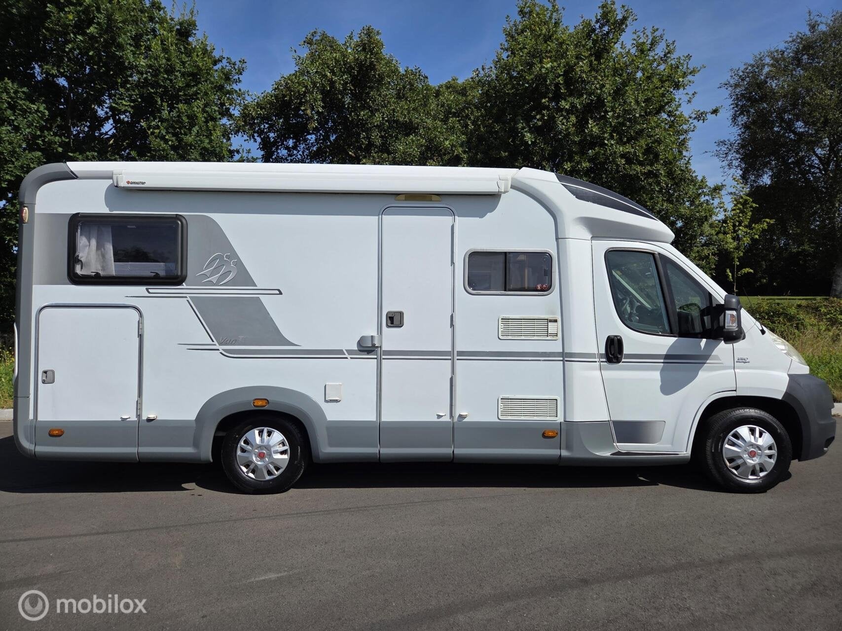 Caravans And Camping Knaus