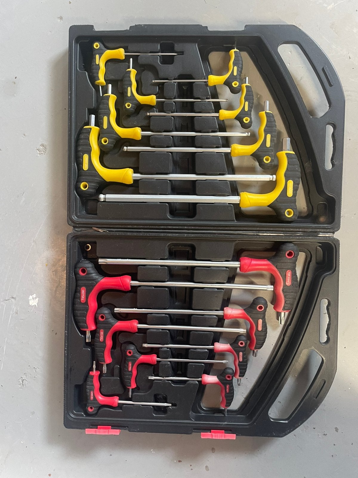 Torx sleutels en T-greep inbussleutels, Ophalen, Gebruikt