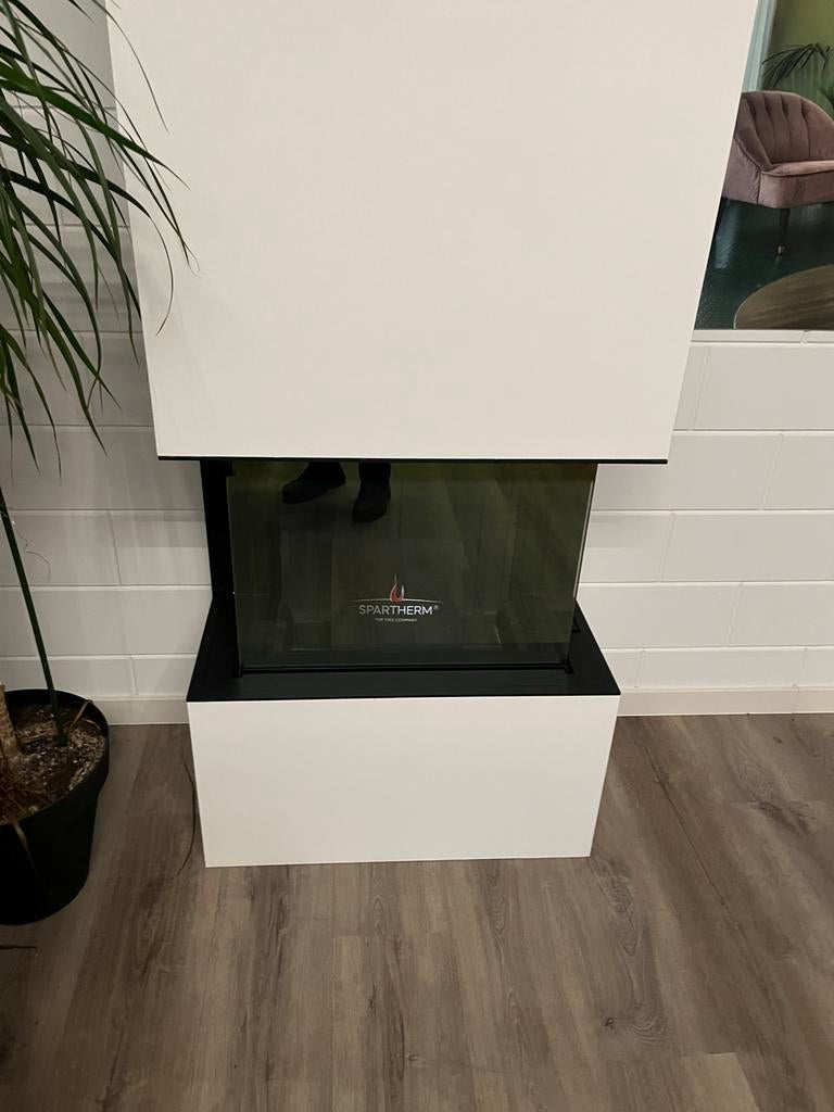 Spartherm Lean Triple 68x28x48  - Driezijdige liftdeurhaard, Ophalen, Nieuw, Inbouwhaard, Houthaard