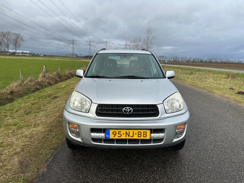 Toyota RAV4 2.0-16V VVT-i Luna AIRCO | TREKHAAK | NAP !, 1998 cc, 4 cilinders, 150 pk, Elektrische ramen