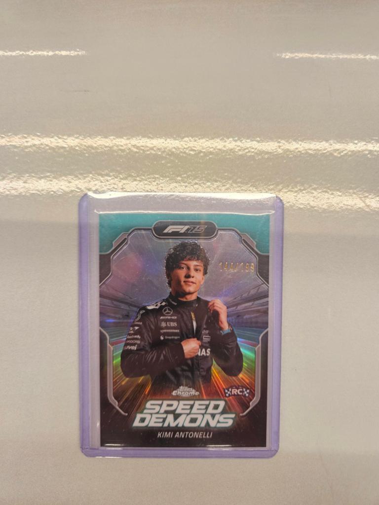 SD-1 Kimi antonelli speed demons /199 topps chrome f1 2025, Ophalen of Verzenden, Nieuw, Plaatje