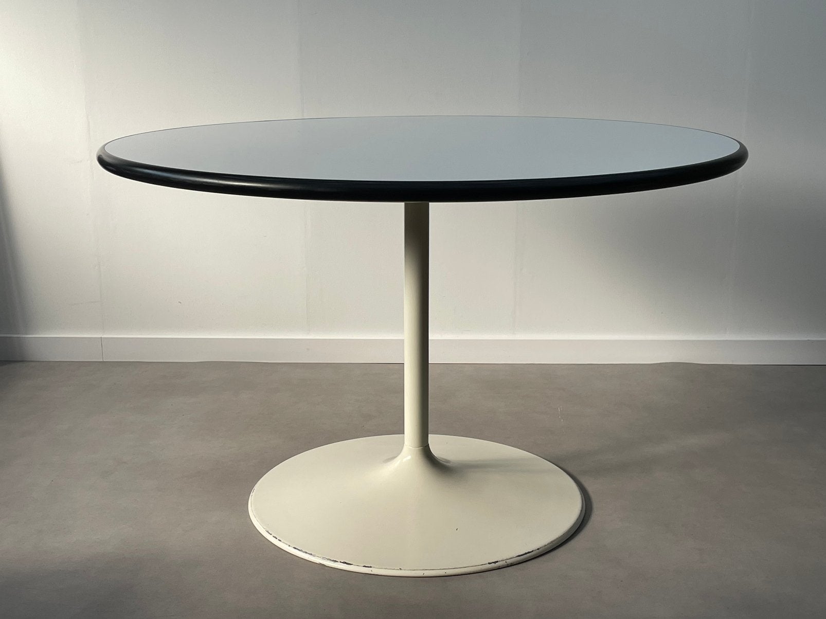 Vintage Tulip eettafel Ø 120 cm, Huis en Inrichting, Tafels | Eettafels, Ophalen, Kunststof, 100 tot 150 cm, Rond