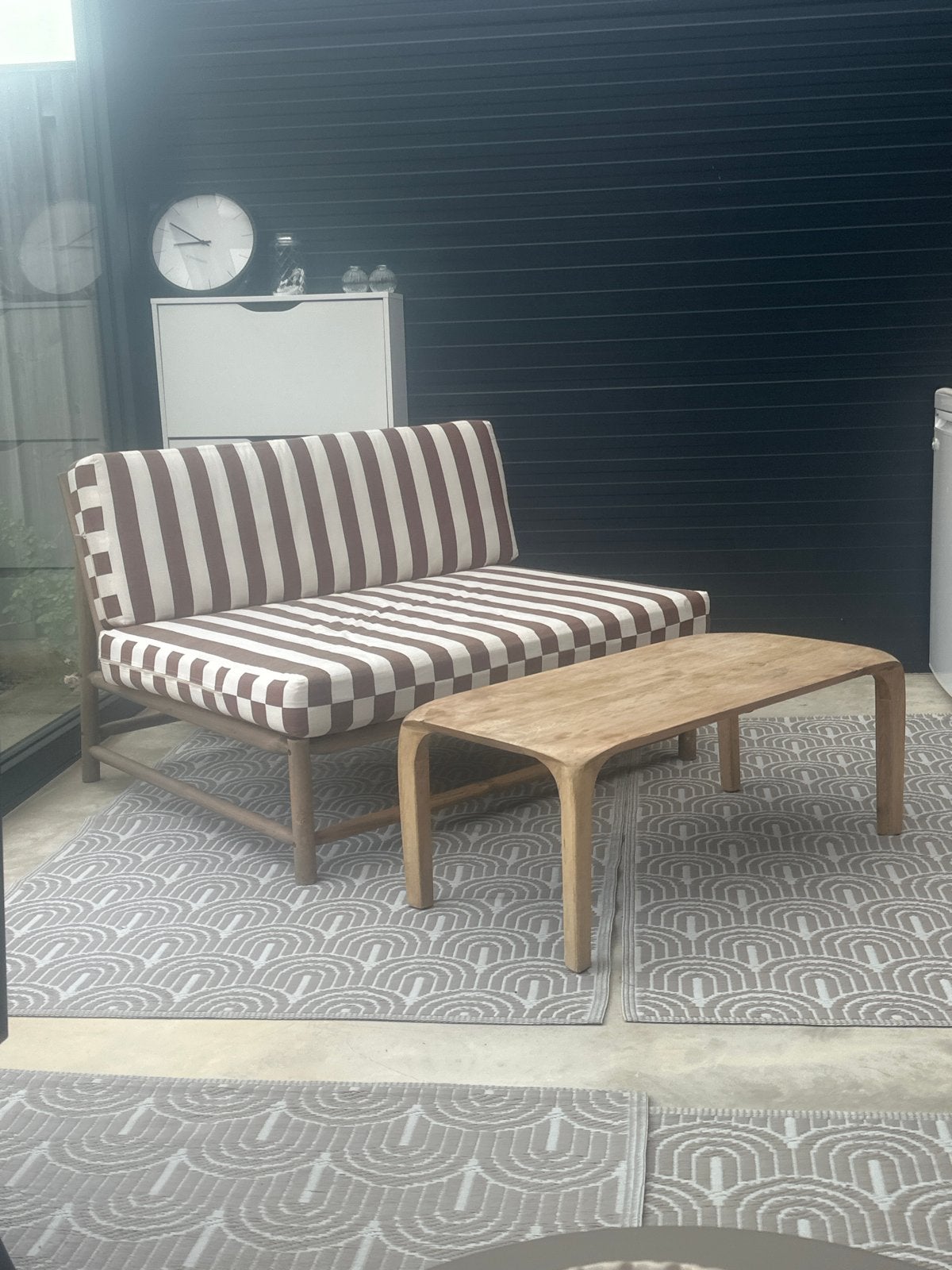 tuin bank met tafel, Ophalen, Tweepersoons, 75 tot 100 cm, Zo goed als nieuw