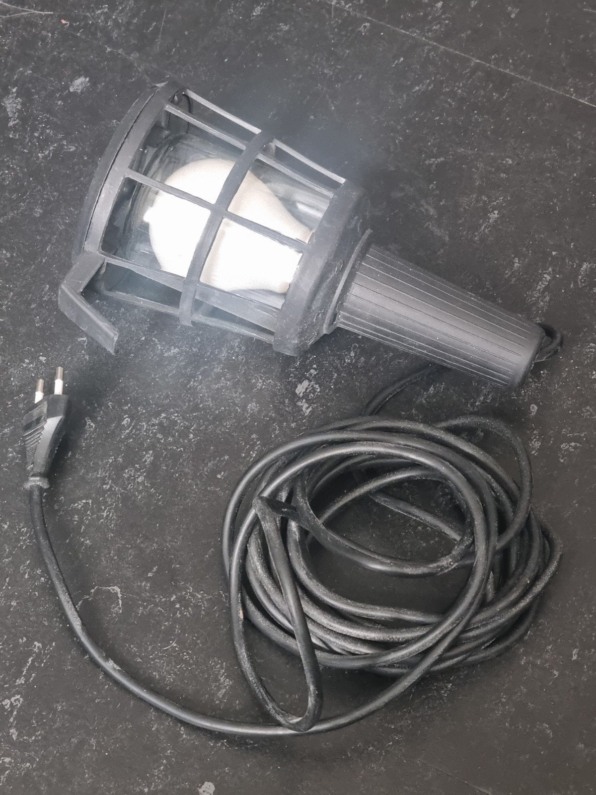 Handige bouwlamp / werklamp met snoer, Doe-het-zelf en Verbouw, Ophalen of Verzenden, Gebruikt, Minder dan 50 watt, Lamp met armatuur