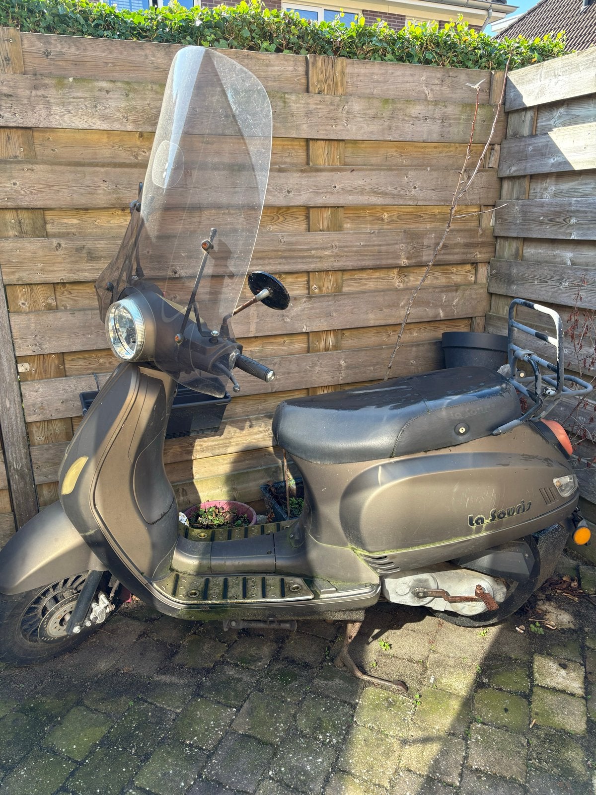 La Souris scooter - Gebruikt, Fietsen en Brommers, Ophalen, Gebruikt, Benzine, Overige merken
