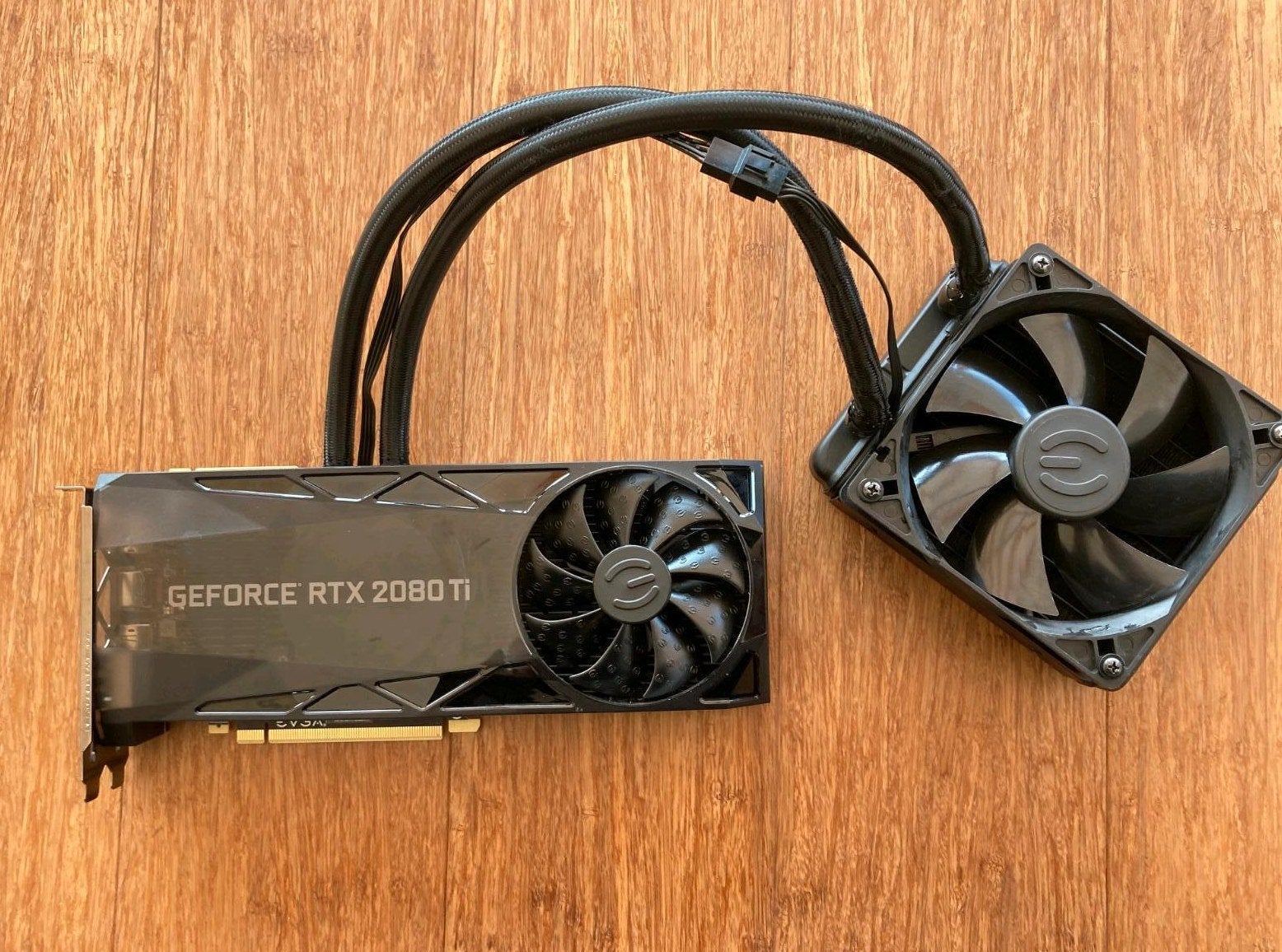 EVGA GeForce RTX 2080 Ti Hybrid 11GB watergekoeld, Computers en Software, Overige soorten, Verzenden, VGA, Overige typen