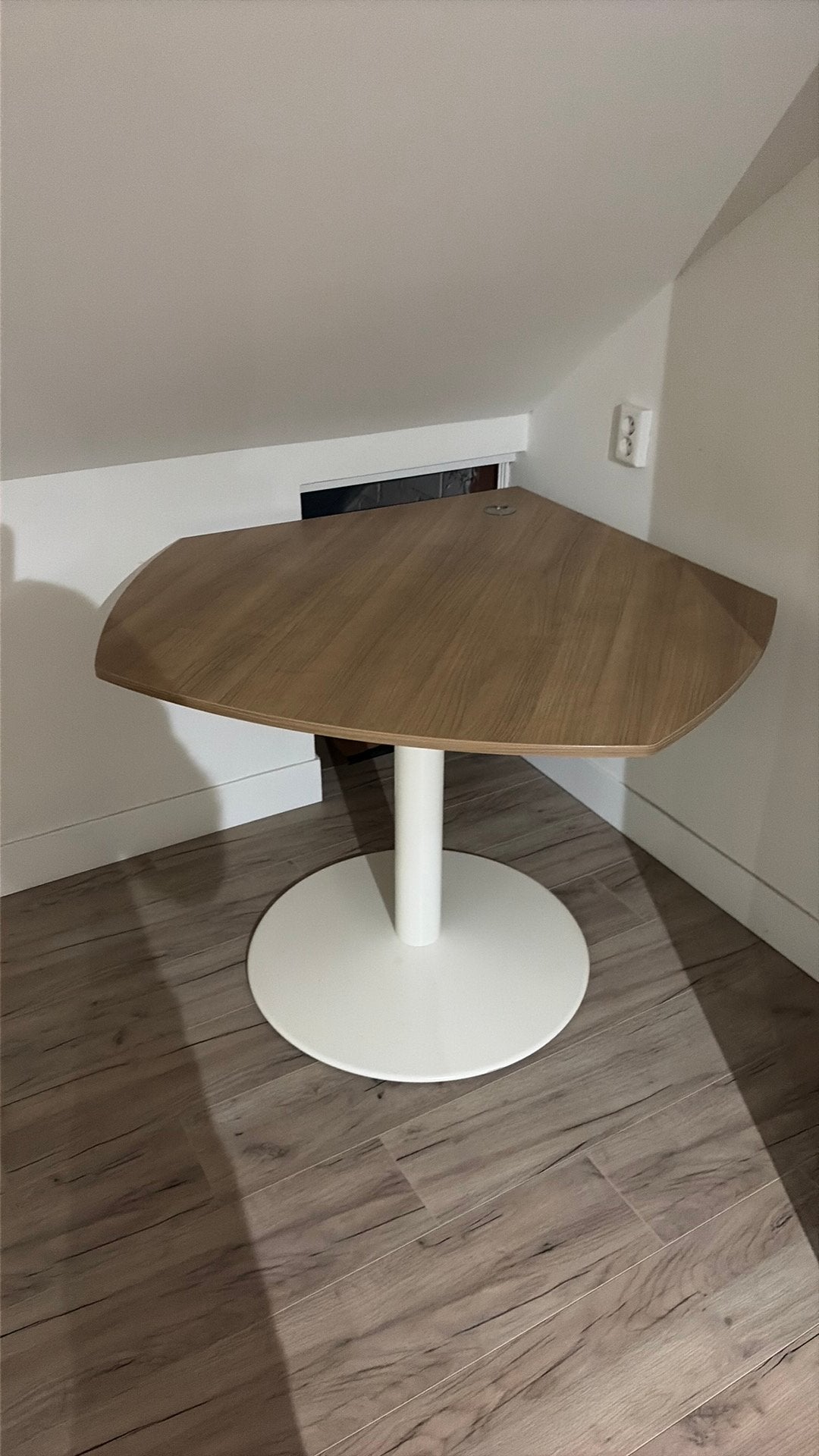 Hoektafel, Huis en Inrichting, Tafels | Bijzettafels, Ophalen, Minder dan 55 cm, Zo goed als nieuw, 60 cm of meer