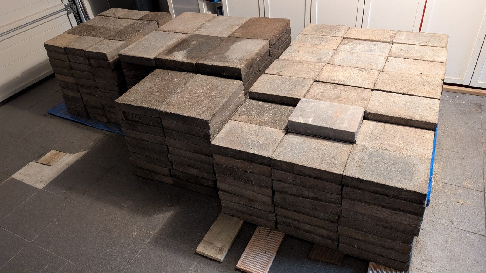 Gratis af te halen: gebruikte terrastegels, 25 m², Ophalen, Gebruikt, Beton, Terrastegels