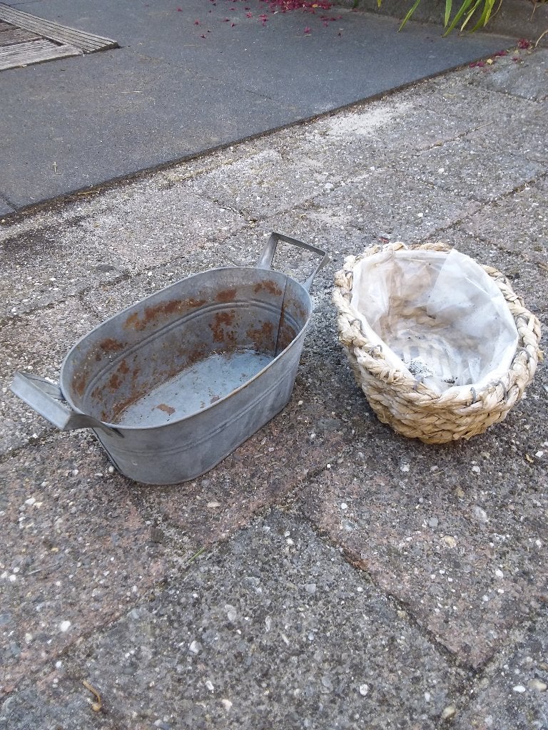 2 bloembakjes, Ophalen, Overige materialen, Gebruikt, Balkon